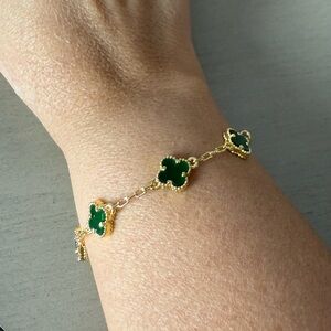 Gold and Green Clover Link Bracelet